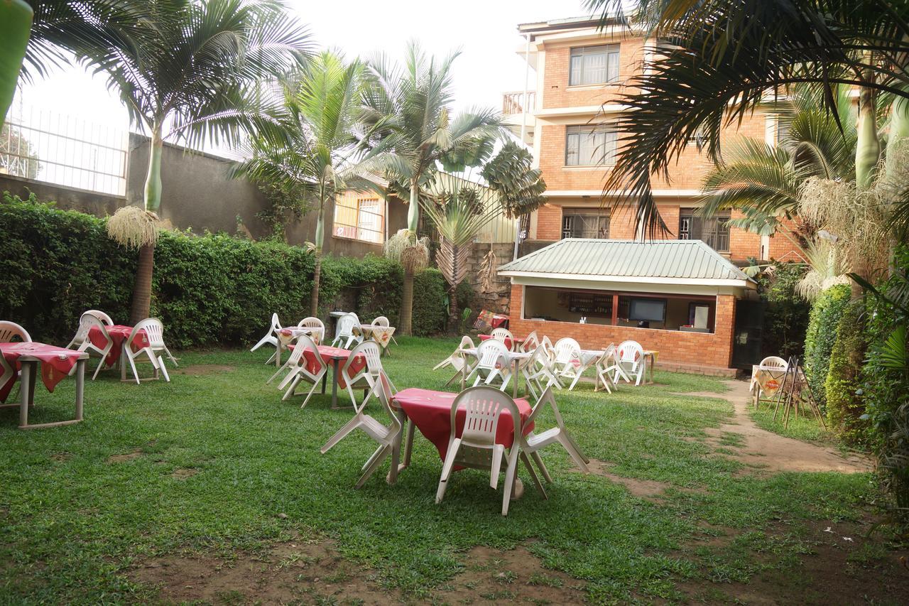 Florida Hotel Zaana Kampala Exterior foto